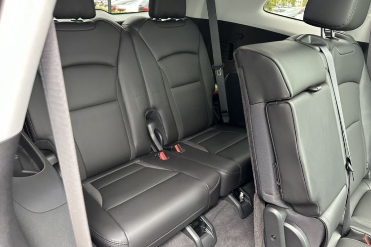 Used Buick Enclave 2020 28T Two-Wheel Drive Luxury Version Interior 9