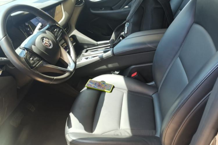 Used Buick Enclave 2020 28T Two-Wheel Drive Zhanqi Version Left Front Seat