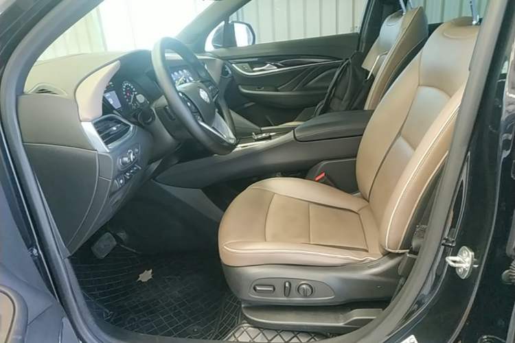 Used Buick Enclave 2020 28T Four-Wheel Drive Luxury Flagship Edition Left Front Seat