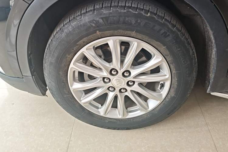Used Buick Enclave 2020 28T Two-Wheel Drive Luxury Version Left Front Wheel Hub