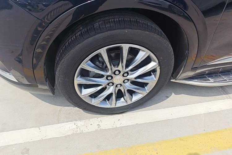 Used Buick Enclave 2020 28T Two-Wheel Drive Prestige Version Left Front Wheel Hub