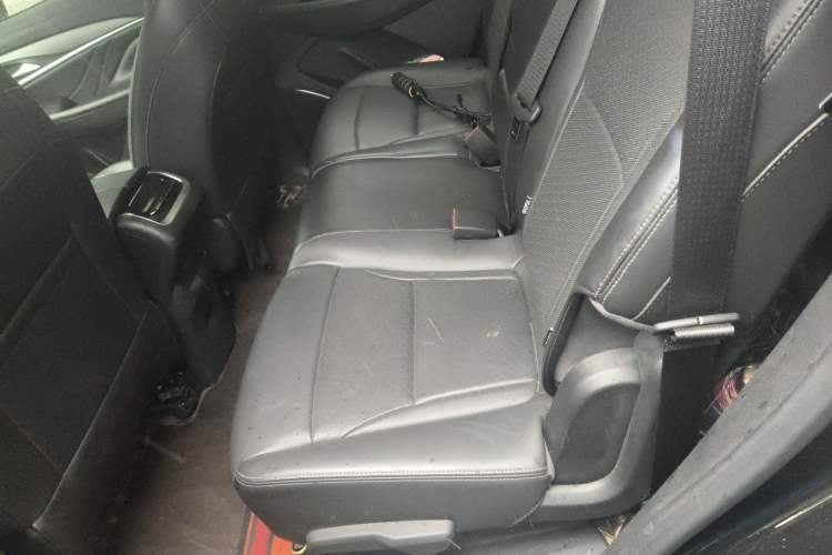 Used Buick Enclave 2020 28T Two-Wheel Drive Prestige Version Left Rear Seat