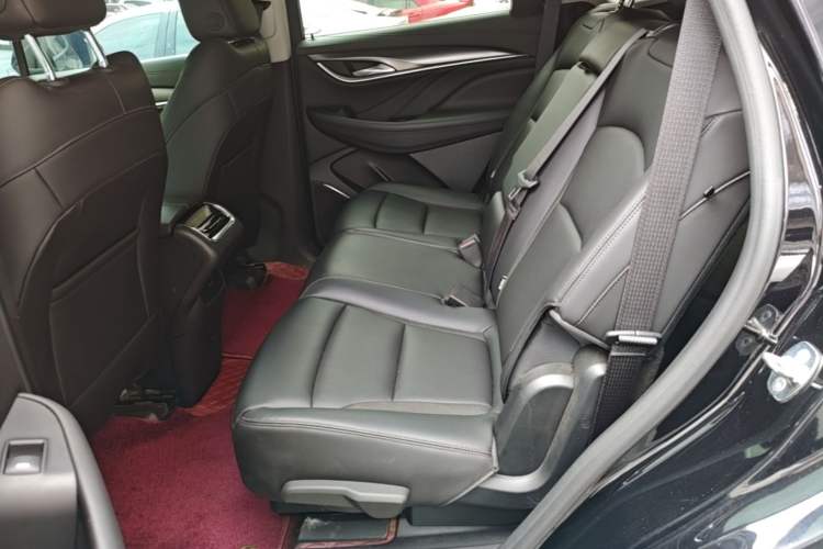 Used Buick Enclave 2020 28T Two-Wheel Drive Luxury Version Left Rear Seat