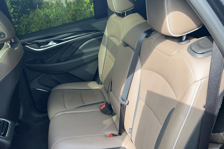 Used Buick Enclave 2020 28T Four-Wheel Drive Flagship Version Left Rear Seat
