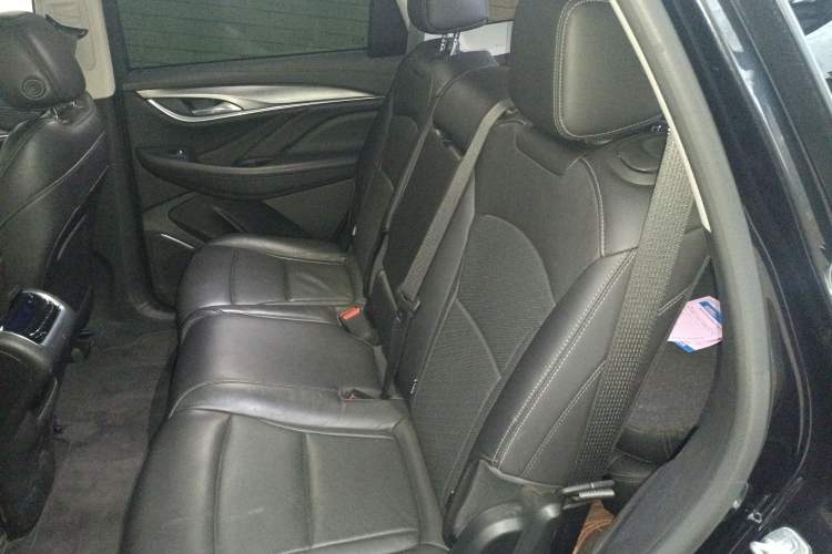 Used Buick Enclave 2020 28T Two-Wheel Drive Prestige Version Left Rear Seat