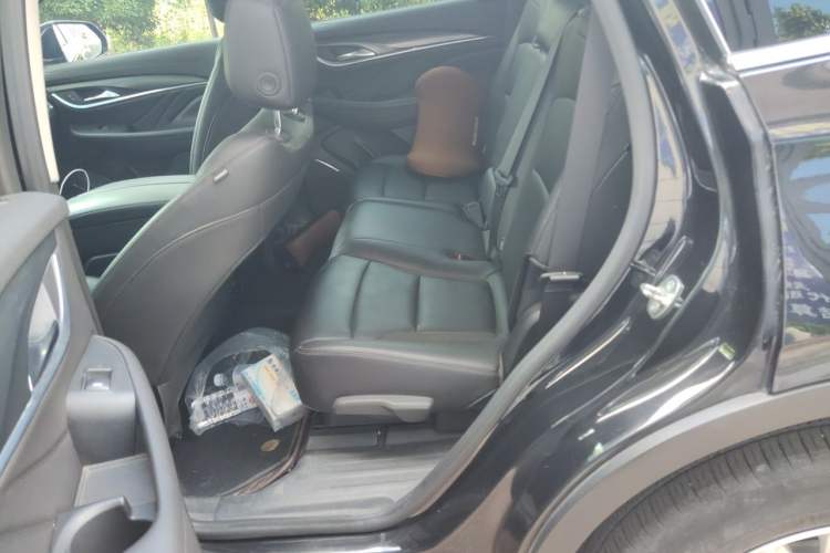 Used Buick Enclave 2020 28T Two-Wheel Drive Luxury Version Left Rear Seat