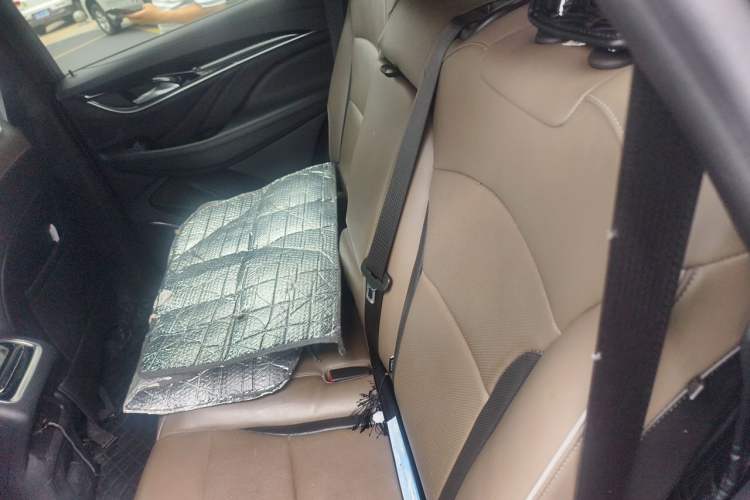 Used Buick Enclave 2020 28T Four-Wheel Drive Flagship Version Left Rear Seat