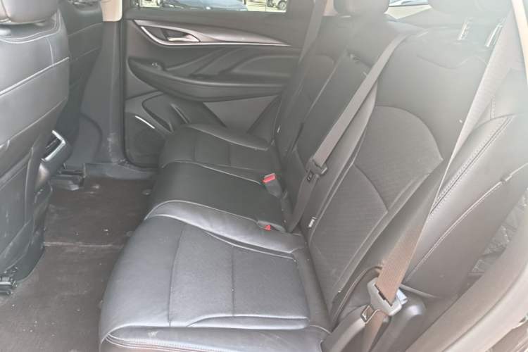 Used Buick Enclave 2020 28T Two-Wheel Drive Prestige Version Left Rear Seat