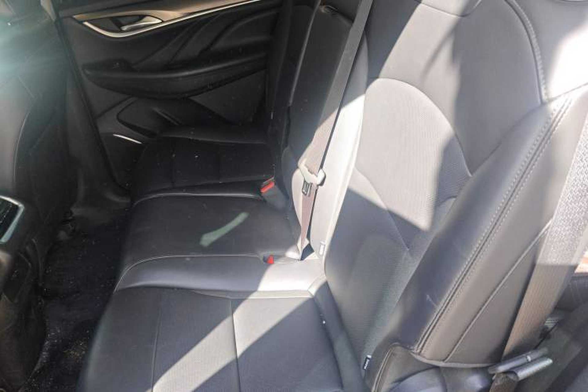 Used Buick Enclave 2020 28T Two-Wheel Drive Zhanqi Version Left Rear Seat