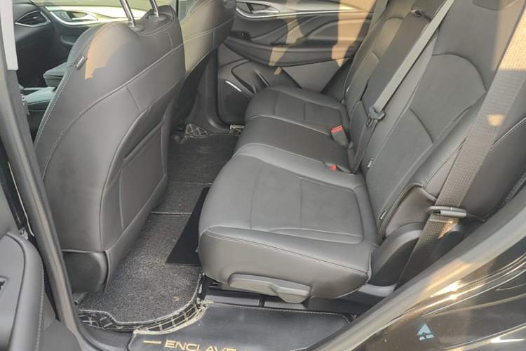 Used Buick Enclave 2020 28T Two-Wheel Drive Prestige Version Left Rear Seat