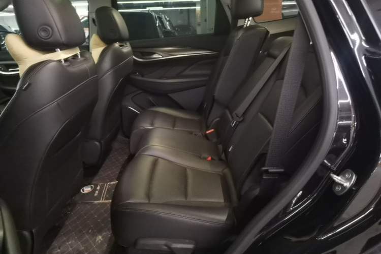 Used Buick Enclave 2020 28T Two-Wheel Drive Luxury Version Left Rear Seat