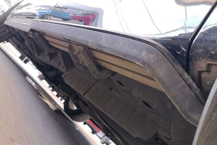 Used Buick Enclave 2020 28T Four-Wheel Drive Flagship Version Left Side Sill