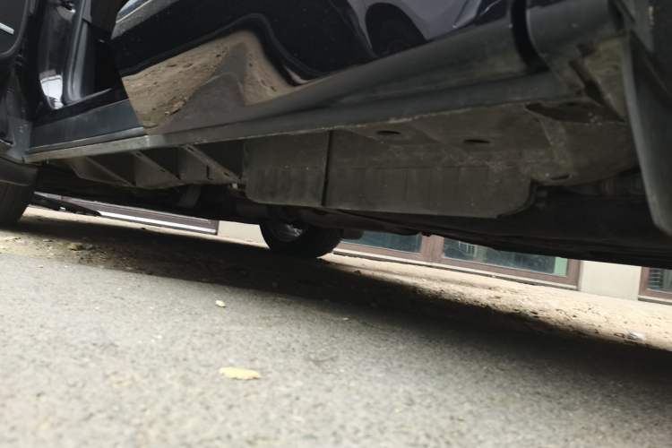 Used Buick Enclave 2020 28T Four-Wheel Drive Luxury Flagship Edition Left Side Sill
