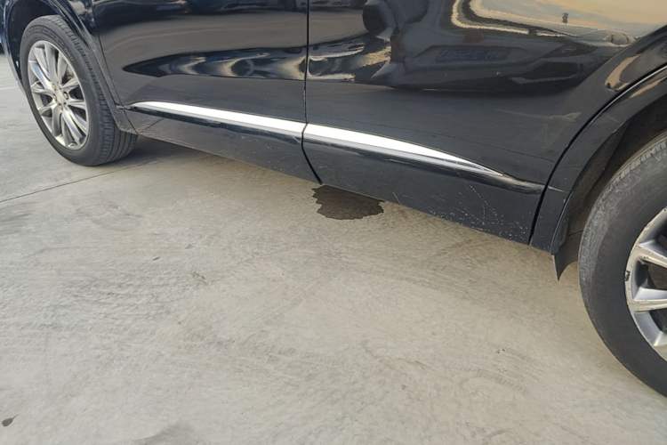 Used Buick Enclave 2020 28T Two-Wheel Drive Prestige Version Left Side Sill