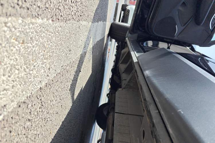 Used Buick Enclave 2020 28T Two-Wheel Drive Zhanqi Version Left Side Sill