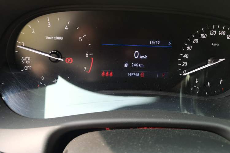Used Buick Enclave 2020 28T Two-Wheel Drive Prestige Version Odometer Close Up