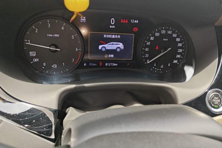 Used Buick Enclave 2020 28T Four-Wheel Drive Flagship Version Odometer Close Up