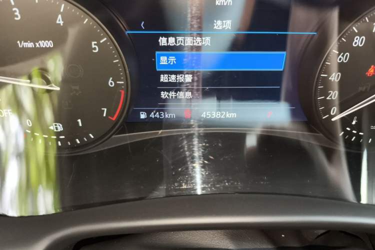 Used Buick Enclave 2020 28T Four-Wheel Drive Flagship Version Odometer Close Up