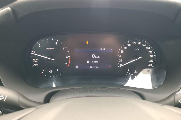 Used Buick Enclave 2020 28T Two-Wheel Drive Zhanqi Version Odometer Close Up