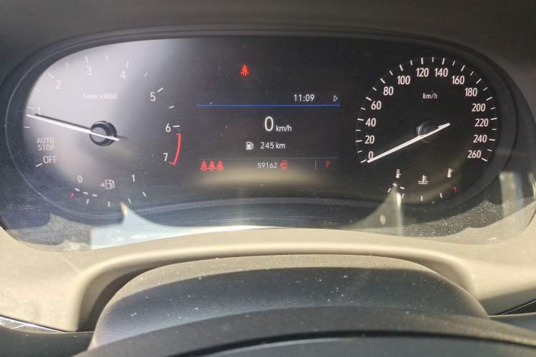 Used Buick Enclave 2020 28T Two-Wheel Drive Zhanqi Version Odometer Close Up