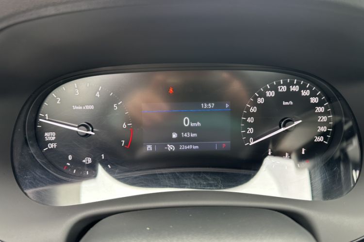 Used Buick Enclave 2020 28T Two-Wheel Drive Luxury Version Odometer Close Up