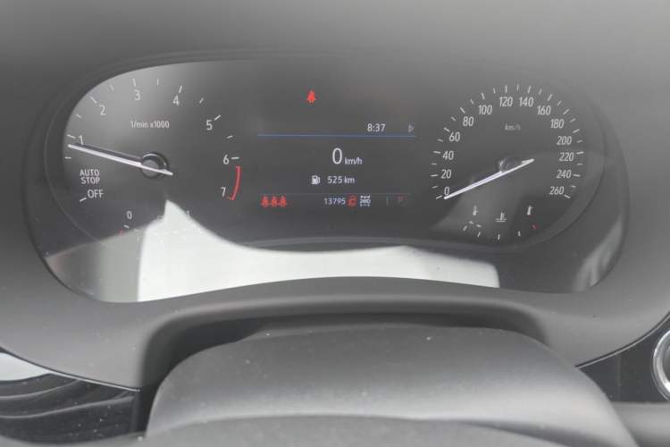 Used Buick Enclave 2020 28T Four-Wheel Drive Prestige Version Odometer Close Up