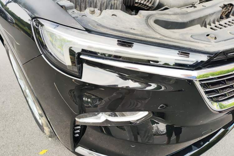 Used Buick Enclave 2020 28T Four-Wheel Drive Luxury Flagship Edition Right Front Headlight