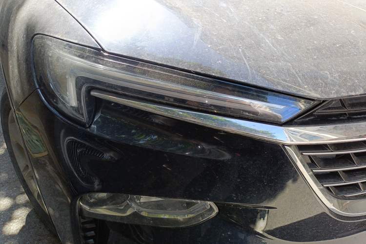Used Buick Enclave 2020 28T Four-Wheel Drive Flagship Version Right Front Headlight