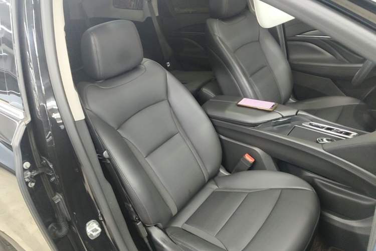 Used Buick Enclave 2020 28T Two-Wheel Drive Luxury Version Right Front Seat