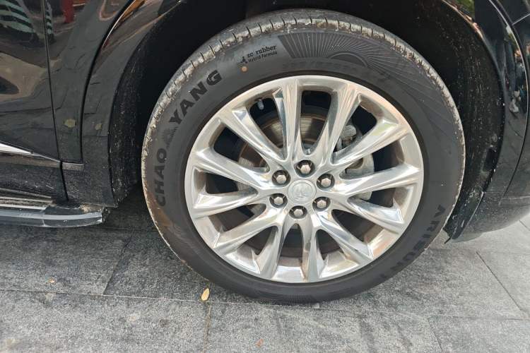 Used Buick Enclave 2020 28T Four-Wheel Drive Flagship Version Right Front Wheel Hub