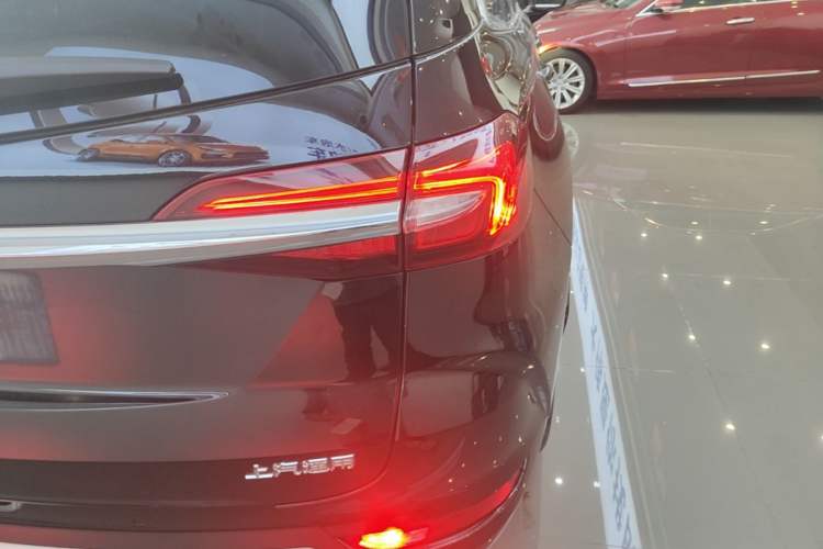 Used Buick Enclave 2020 28T Four-Wheel Drive Prestige Version Right Rear Taillight