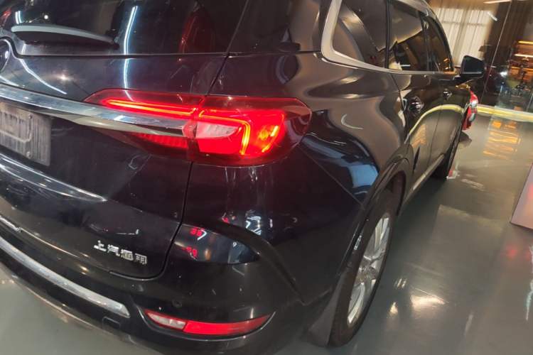 Used Buick Enclave 2020 28T Four-Wheel Drive Flagship Version Right Rear Taillight