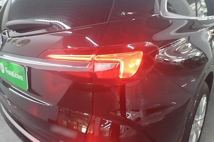 Used Buick Enclave 2020 28T Four-Wheel Drive Flagship Version Right Rear Taillight