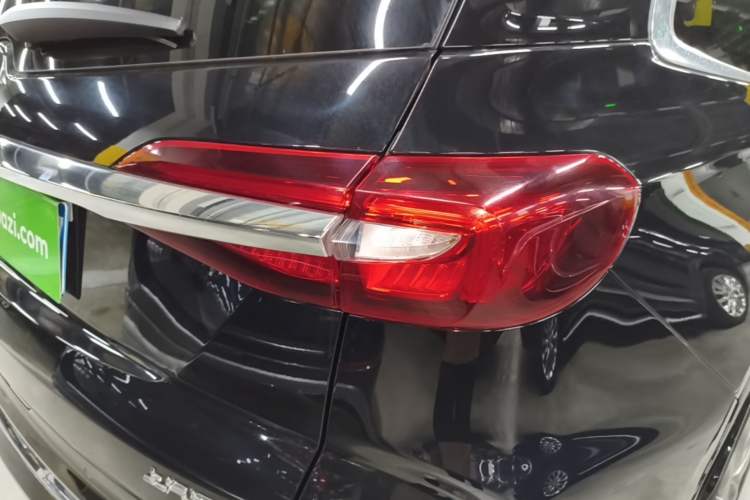 Used Buick Enclave 2020 28T Four-Wheel Drive Prestige Version Right Rear Taillight