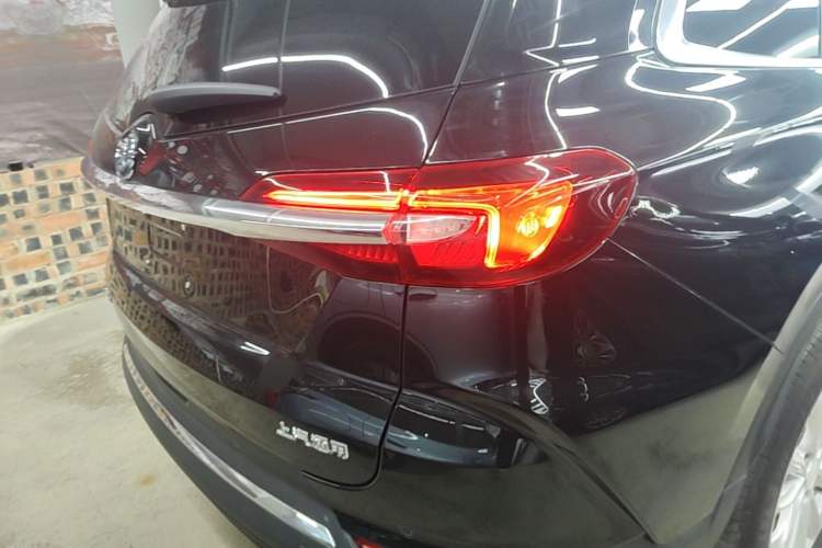 Used Buick Enclave 2020 28T Two-Wheel Drive Luxury Version Right Rear Taillight