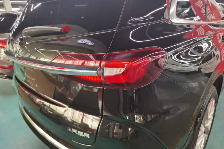 Used Buick Enclave 2020 28T Four-Wheel Drive Luxury Flagship Edition Right Rear Taillight