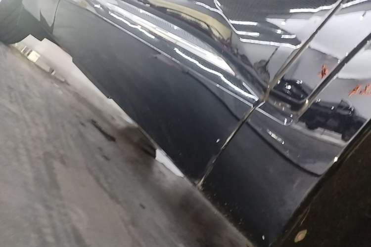 Used Buick Enclave 2020 28T Four-Wheel Drive Flagship Version Right Side Sill