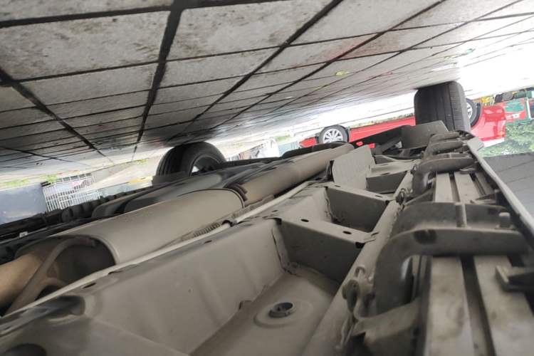 Used Buick Enclave 2020 28T Four-Wheel Drive Prestige Version Right Side Sill