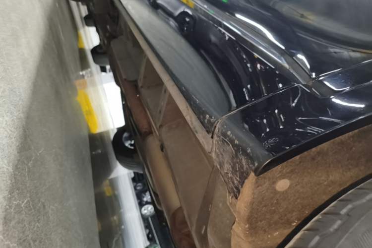 Used Buick Enclave 2020 28T Four-Wheel Drive Prestige Version Right Side Sill