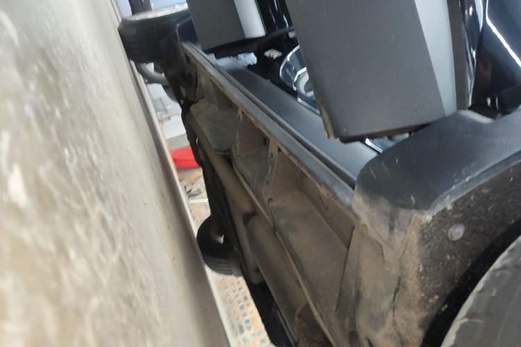 Used Buick Enclave 2020 28T Two-Wheel Drive Luxury Version Right Side Sill
