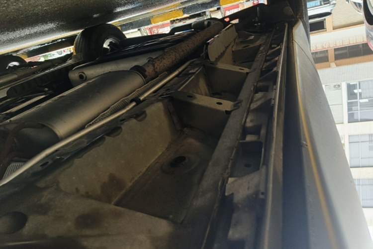 Used Buick Enclave 2020 28T Two-Wheel Drive Luxury Version Right Side Sill