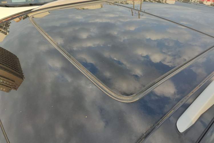 Used Buick Enclave 2020 28T Two-Wheel Drive Prestige Version Roof