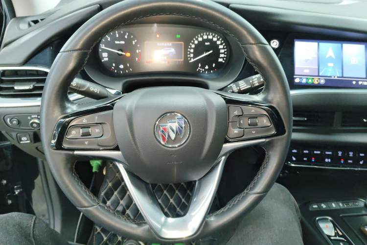 Used Buick Enclave 2020 28T Two-Wheel Drive Luxury Version Steering Wheel