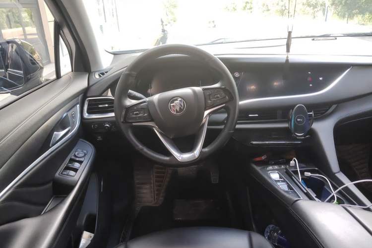 Used Buick Enclave 2020 28T Two-Wheel Drive Luxury Version Steering Wheel