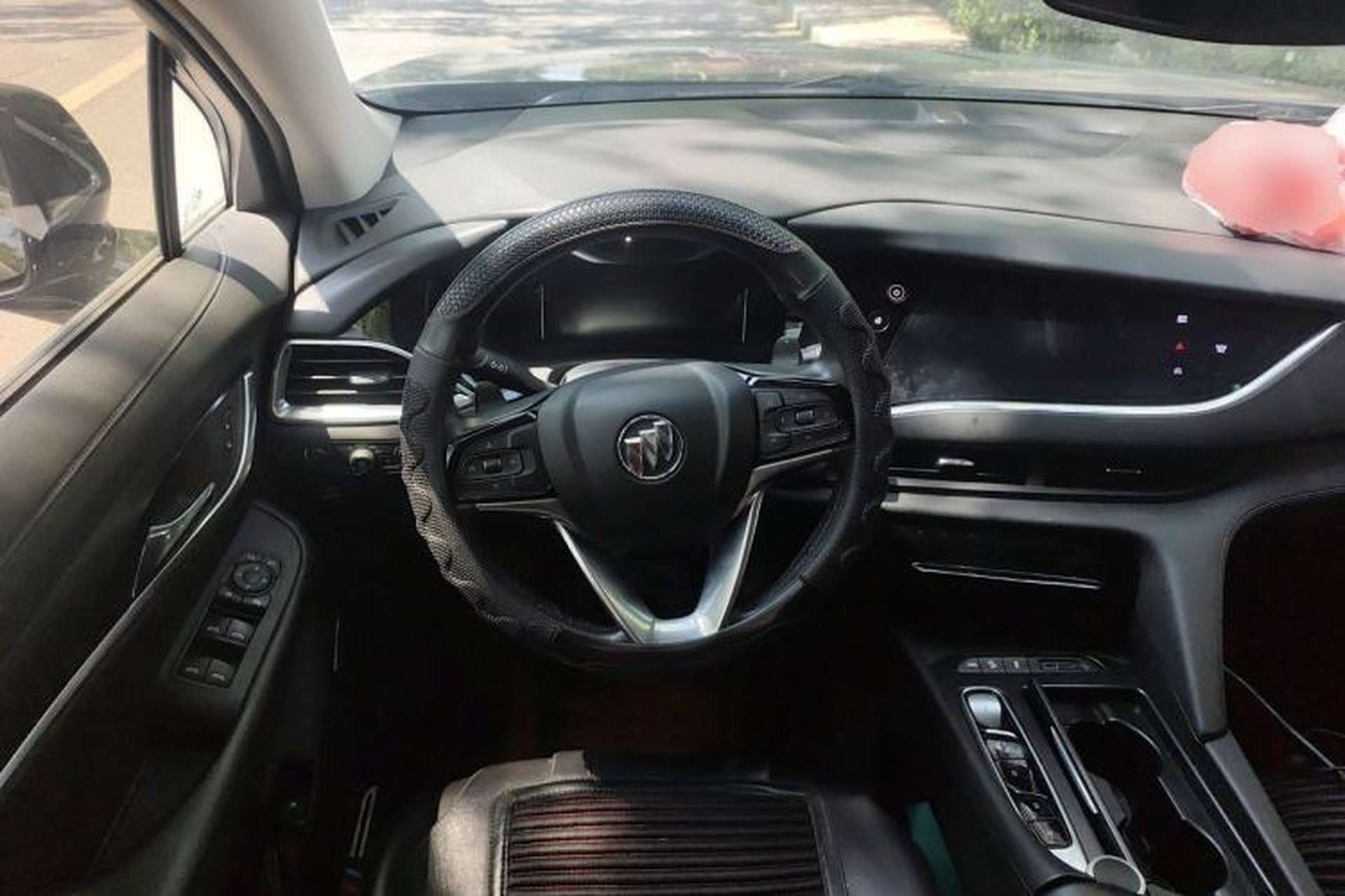 Used Buick Enclave 2020 28T Two-Wheel Drive Zhanqi Version Steering Wheel