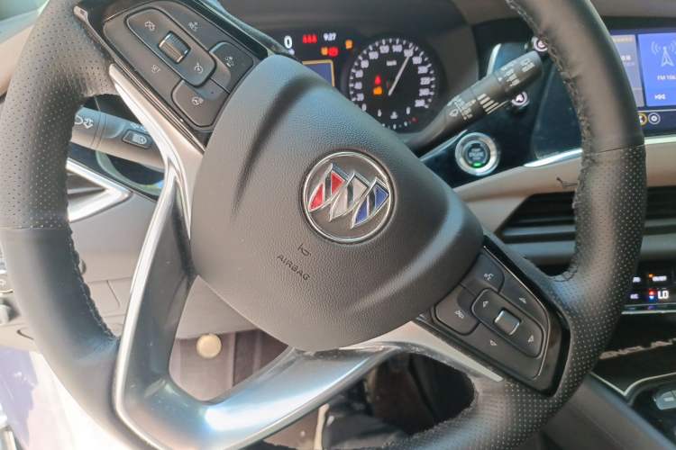 Used Buick Enclave 2020 28T Four-Wheel Drive Flagship Version Steering Wheel