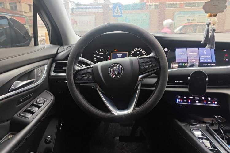 Used Buick Enclave 2020 28T Two-Wheel Drive Prestige Version Steering Wheel