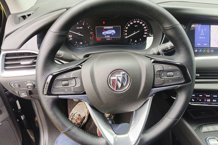 Used Buick Enclave 2020 28T Two-Wheel Drive Luxury Version Steering Wheel