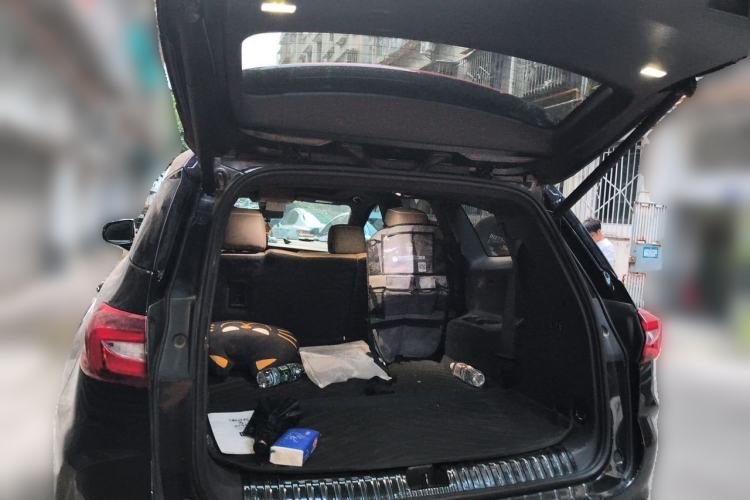 Used Buick Enclave 2020 28T Four-Wheel Drive Flagship Version Trunk