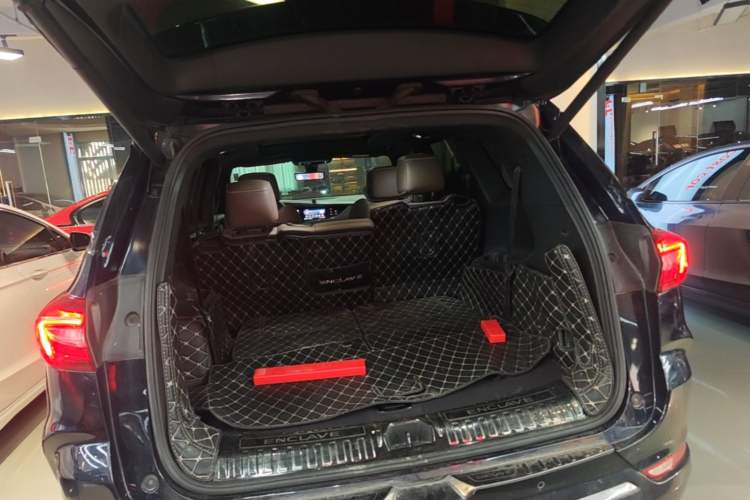Used Buick Enclave 2020 28T Four-Wheel Drive Flagship Version Trunk